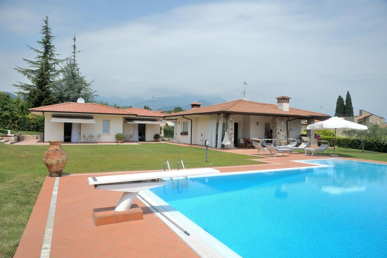 سان فيليتْشي ديل بيناكو Villa Josephine المظهر الخارجي الصورة