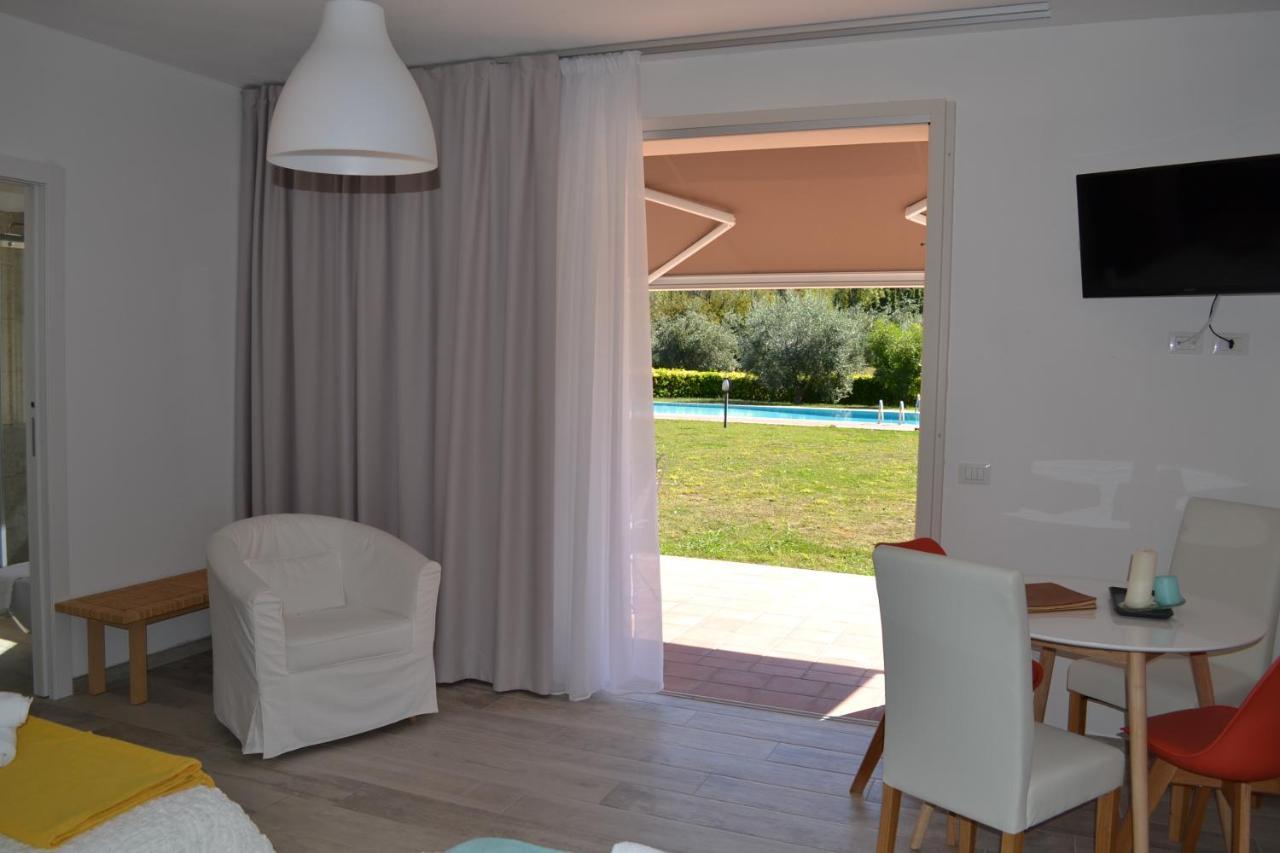 سان فيليتْشي ديل بيناكو Villa Josephine المظهر الخارجي الصورة